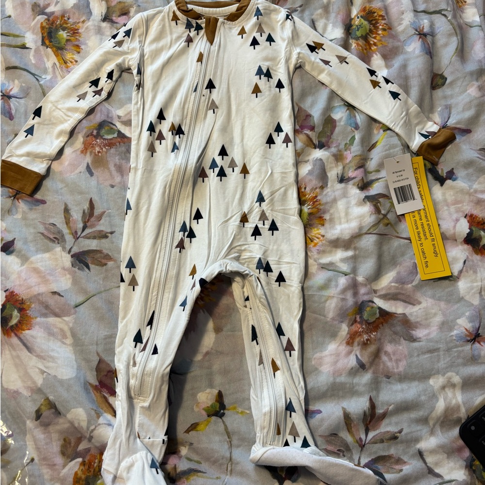 Zippyjamz size 9-12 months